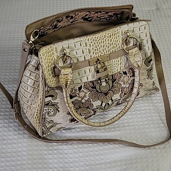 Beautifully Embroderided & Leather Sharif 1827 Satchel - Picture 8 of 14